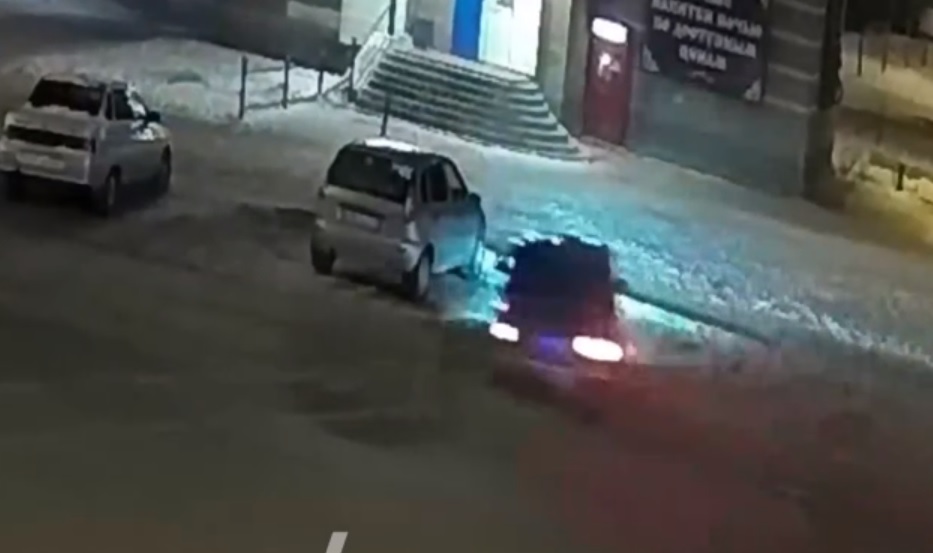 Инцидент произошёл около часа ночи Инцидент произошёл около часа ночи