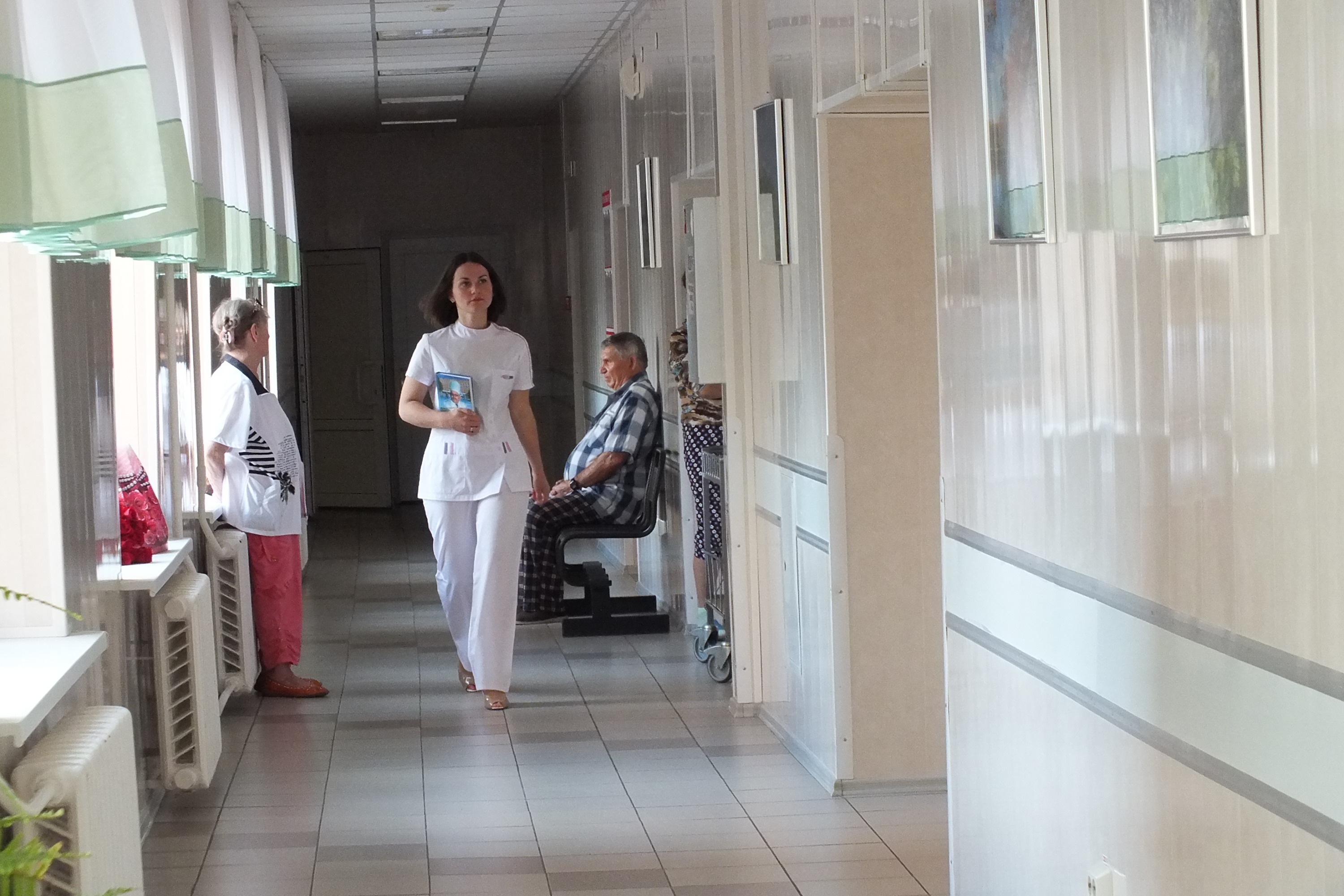 Внучка Середавина в знакомых с детства стенах больницы Внучка Середавина в знакомых с детства стенах больницы