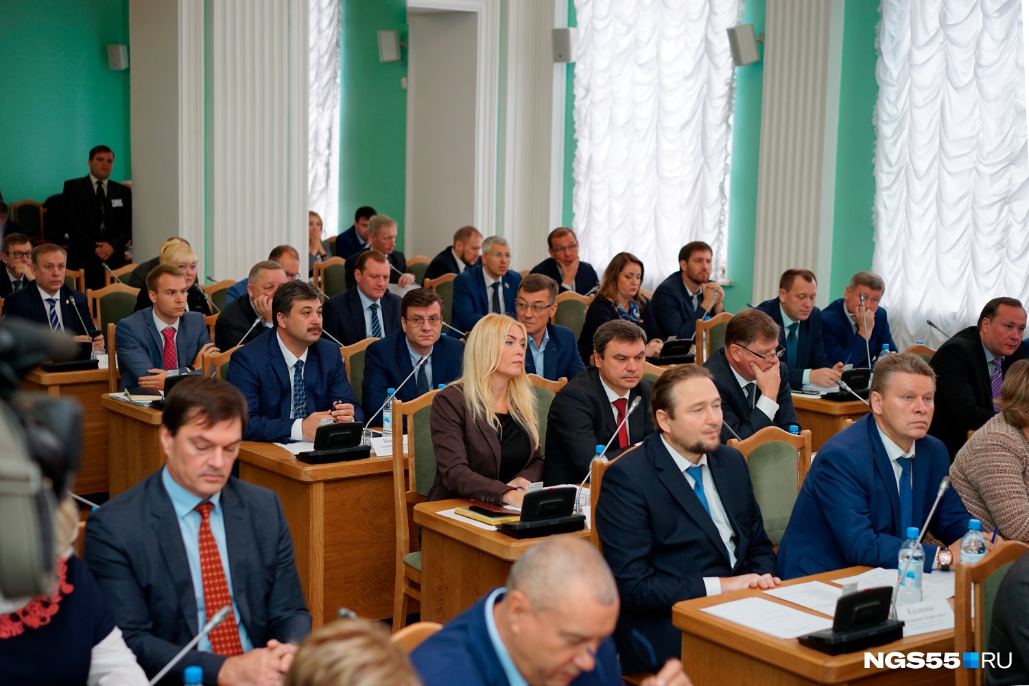 Высшее собрание. Депутаты Омского городского совета. Омский горсовет депутаты. Городской совет депутатов. Депутат горсовета.