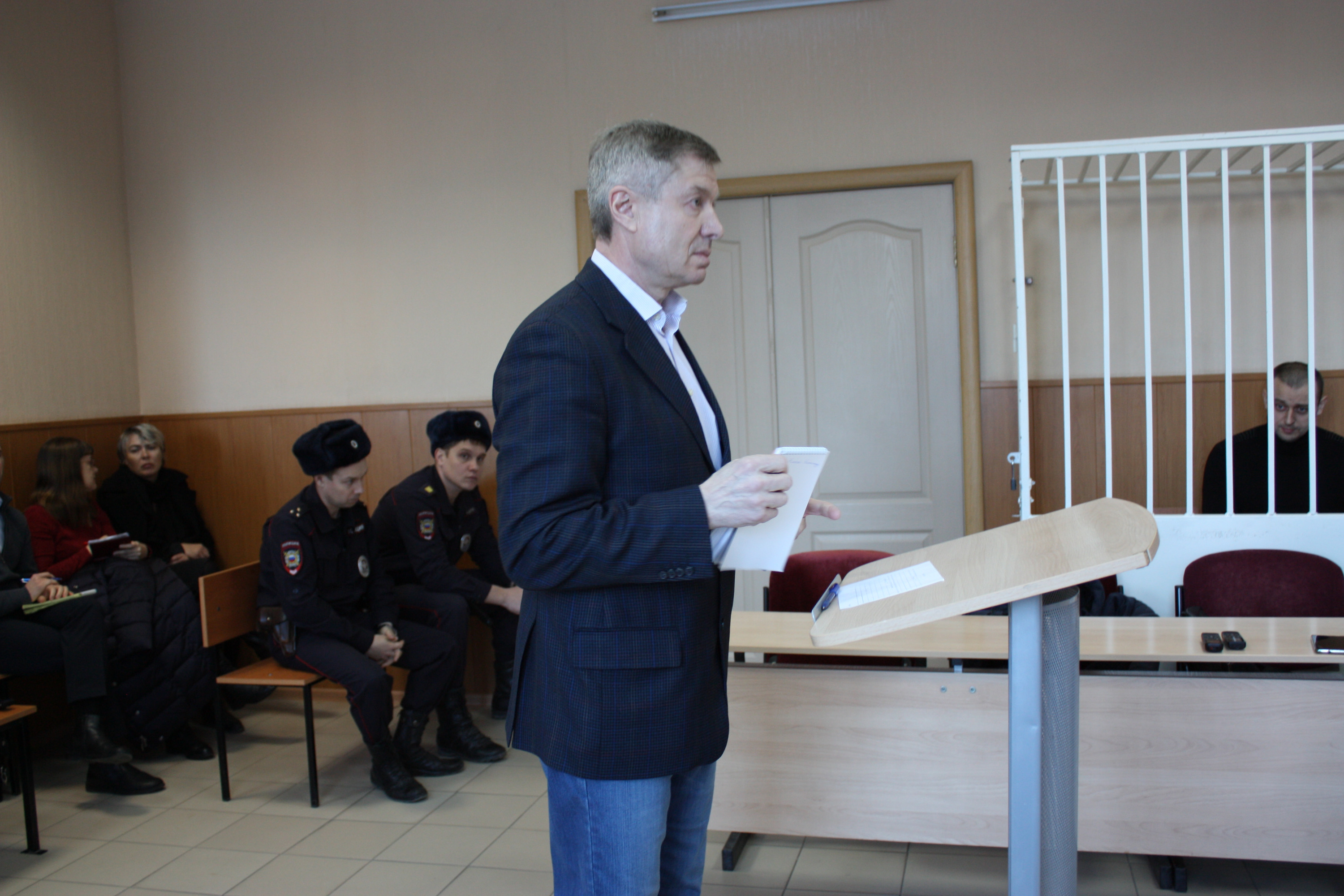 «Я посчитал, что это взятка»: Владимир Баскаль дал показания по делу главного налоговика Зауралья
