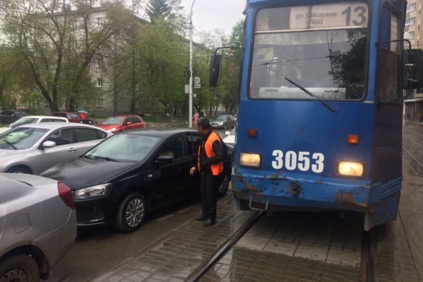 Год назад на этом месте было похожее ДТП Год назад на этом месте было похожее ДТП