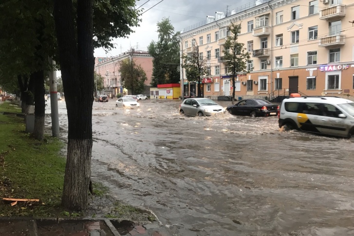 Такая река — на Ленина, в районе улицы Плеханова