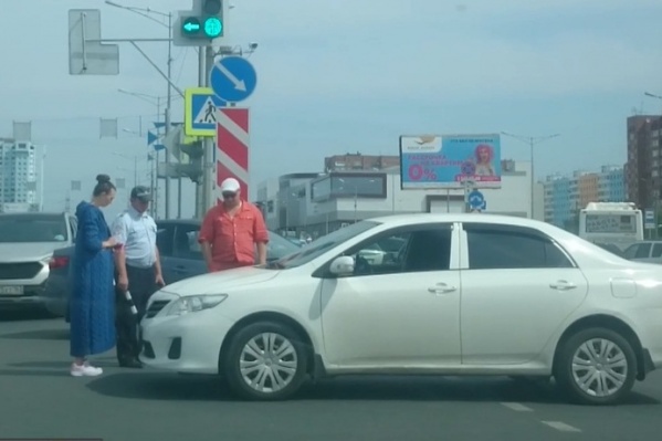 Участником ДТП на Московском — Димитрова стала белая «Тойота» Участником ДТП на Московском — Димитрова стала белая «Тойота»