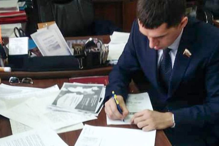 Андрей Самохвалов — представитель ЛДПР Андрей Самохвалов — представитель ЛДПР