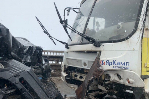 Две пассажирки попали в больницу Две пассажирки попали в больницу
