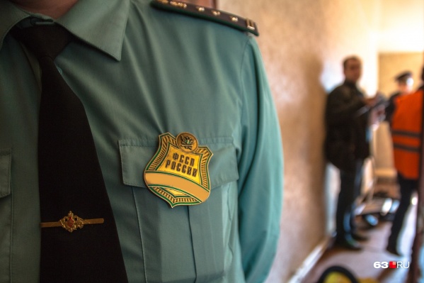 Представители правоохранительных органов приходят к неплательщикам лично Представители правоохранительных органов приходят к неплательщикам лично