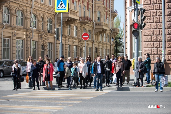 Рейтинги московских агентств создали образ типичного ростовчанина — бедный, скромный и агрессивный веган Рейтинги московских агентств создали образ типичного ростовчанина — бедный, скромный и агрессивный веган