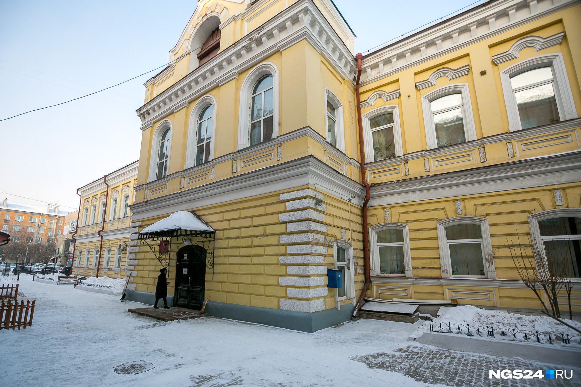 Красноярский хореографический колледж расположился на Мира в здании бывшего пединститута
