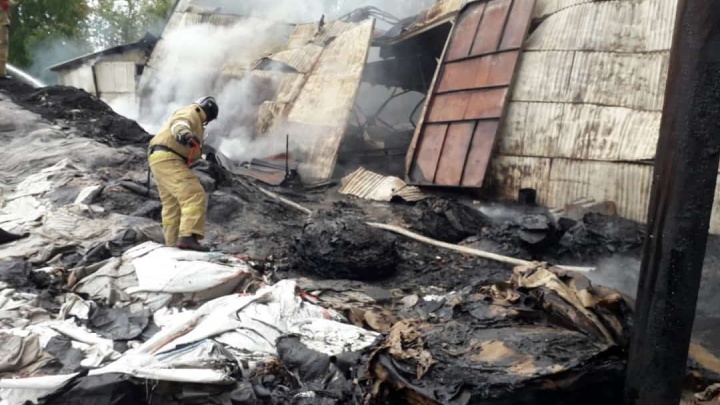 В Дзержинске на бывшем химзаводе произошёл пожар