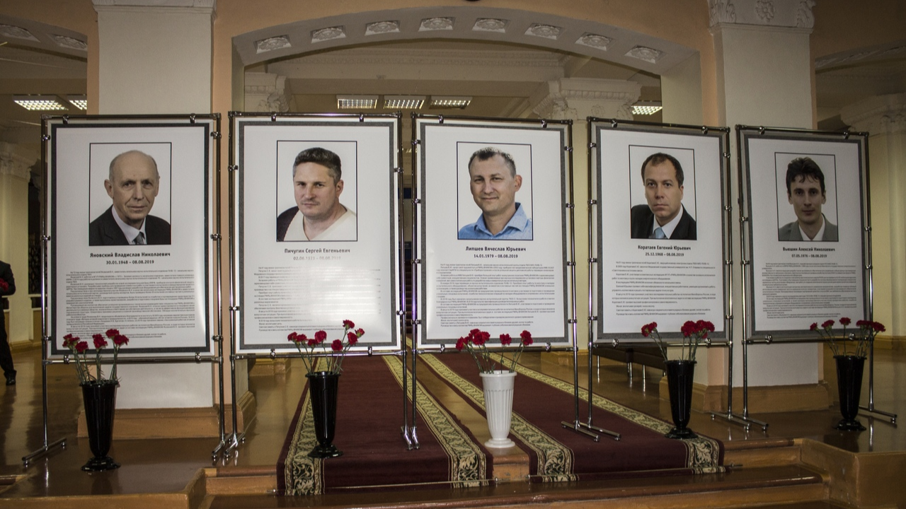 «Пятерых — посмертно»: исследователей, пострадавших от взрыва в Нёноксе, наградили орденами Мужества