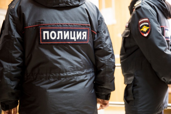 Нынешняя возлюбленная не стерпела, увидев бывшую Нынешняя возлюбленная не стерпела, увидев бывшую 