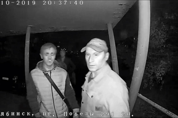 Мужчина не отрицает, что напал на женщину в подъезде, но даёт абсурдные объяснения Мужчина не отрицает, что напал на женщину в подъезде, но даёт абсурдные объяснения