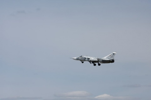 У бомбардировщика Су-24 изменяется стреловидность крыла У бомбардировщика Су-24 изменяется стреловидность крыла
