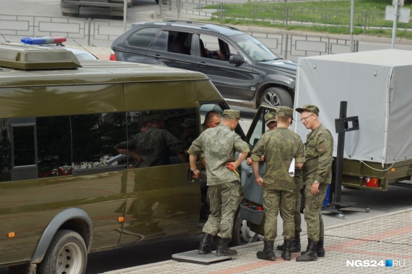 Военнослужащему выплатили излишнее 5 тысяч рублей, которые он унес с собой в могилу Военнослужащему выплатили излишнее 5 тысяч рублей, которые он унес с собой в могилу