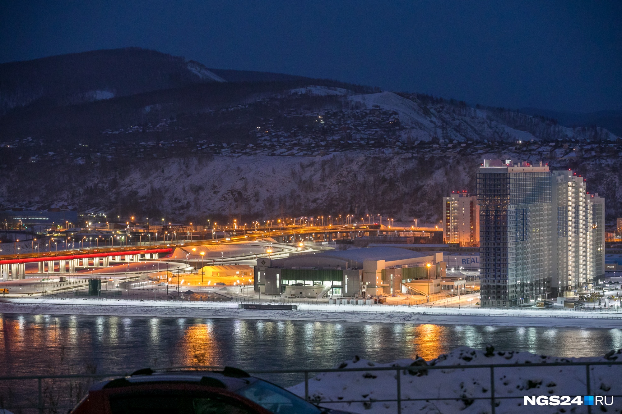 Тихие зори красноярск снять. Тихие зори Красноярск. Тихие зори Красноярск ночью зимой. Енисей тихие зори. Тихие зори вечером Красноярск.