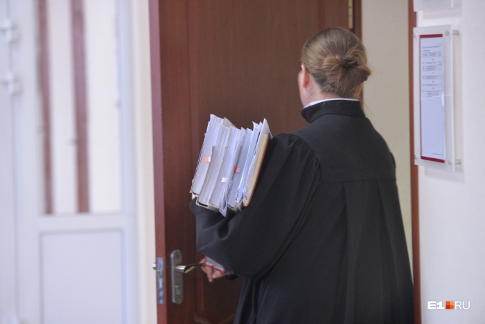 Суд поддержал прокуратуру и ужесточил наказание полицейскому Суд поддержал прокуратуру и ужесточил наказание полицейскому