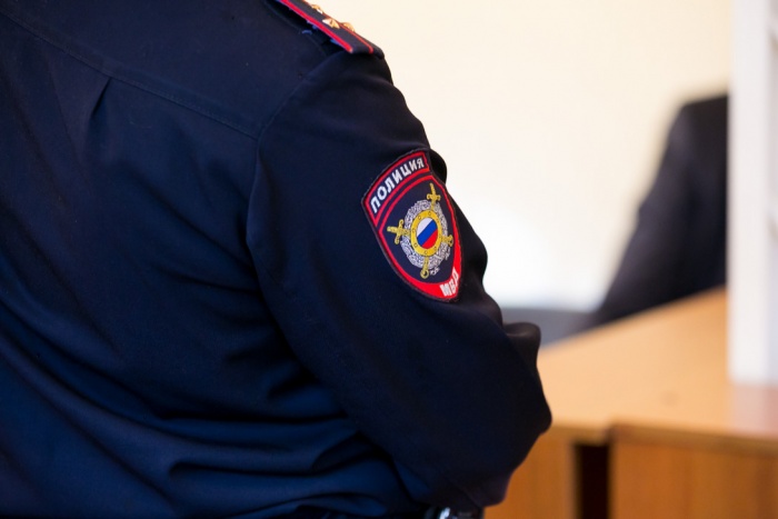 11-летний подросток случайно застрелил соседского мальчика 11-летний подросток случайно застрелил соседского мальчика
