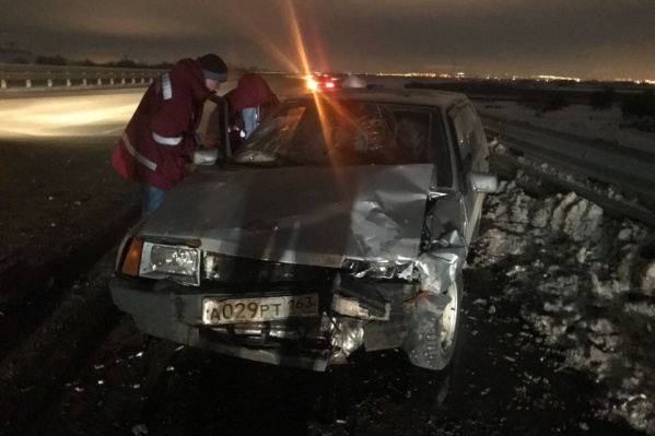 Водитель Lada не справился с управлением Водитель Lada не справился с управлением
