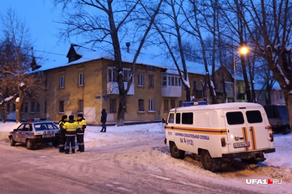 Дом ночью будет охранять полиция от мародеров Дом ночью будет охранять полиция от мародеров