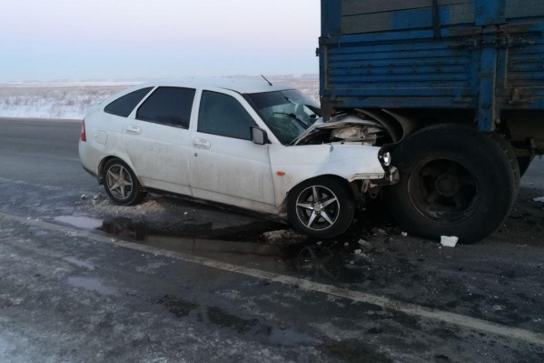 Водитель легкового автомобиля получил посттравматический шок Водитель легкового автомобиля получил посттравматический шок