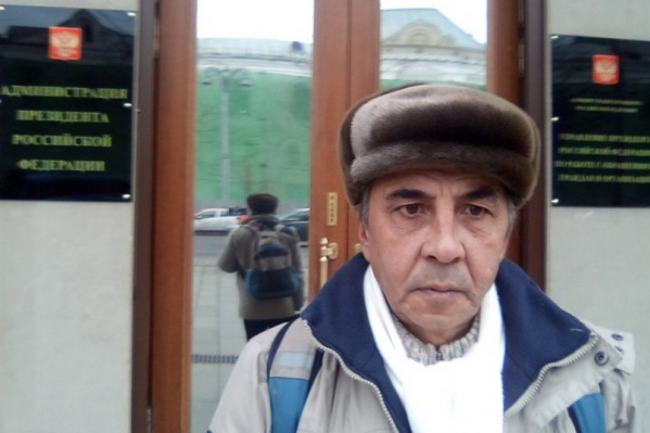 Виктор Жуков не понимает, что вокруг него происходит Виктор Жуков не понимает, что вокруг него происходит
