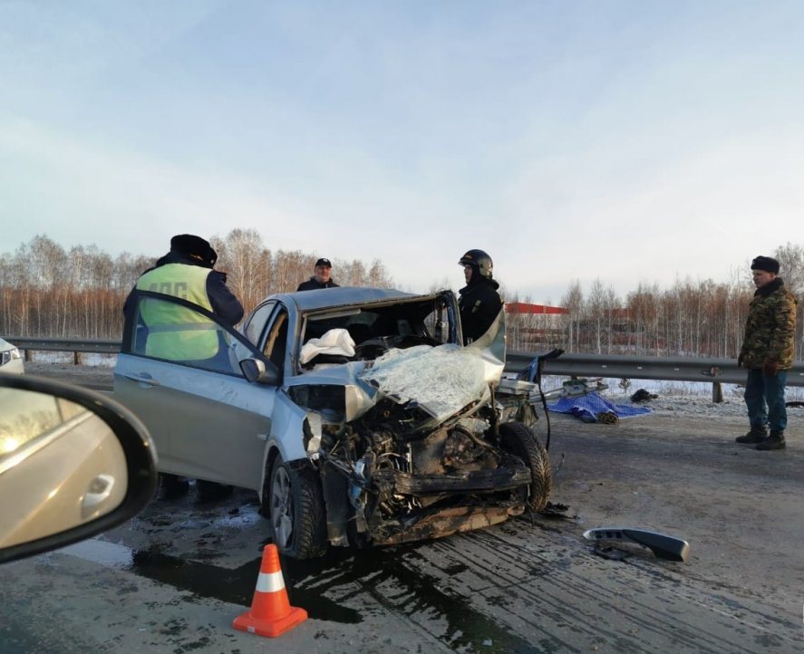 «На обочине лежало тело»: под Челябинском в смертельной аварии погибли двое
