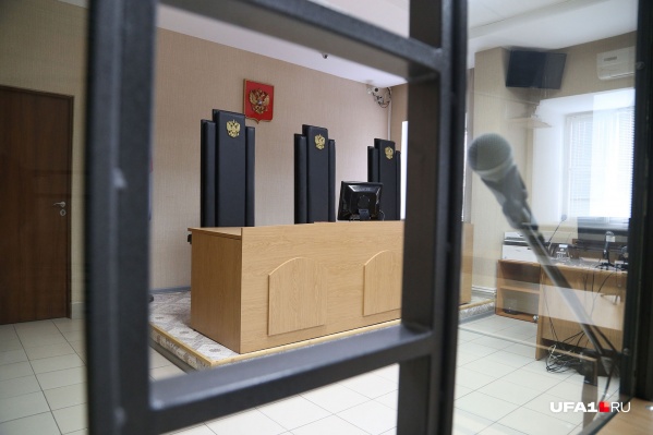 Парень получил пять лет колонии строго режима Парень получил пять лет колонии строго режима