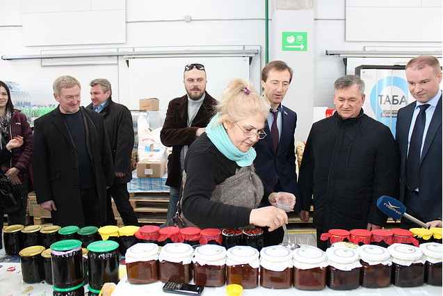 Базаров самара. Потапов Александр Самара Агропарк. Агропарк Самара директор. Виктор Пронин Самара Губернский рынок. Директор губернского рынка.