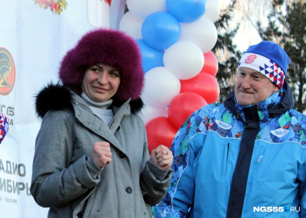 Рождественский марафон 2023 фото омск. Омичка выиграла в лотерею 5 миллионов. Ам спорт абакан. Рождественский полумарафон омск. Кто выиграл в омске.