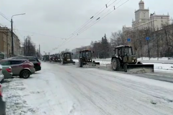 Центральные улицы убирают красиво Центральные улицы убирают красиво