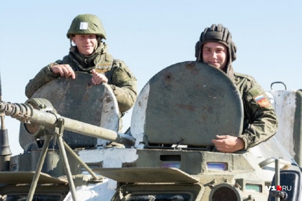 Больше 3000 тысяч солдат снова сели за парты Больше 3000 тысяч солдат снова сели за парты