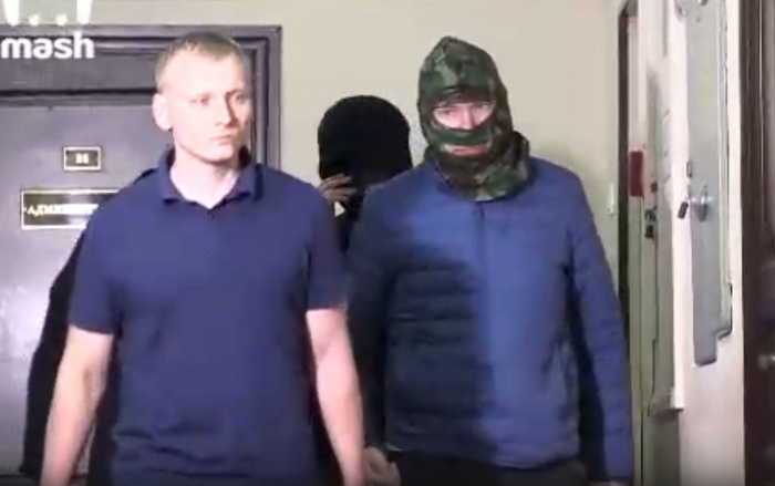 Александр Воробьев (справа) в суде в Москве Александр Воробьев (справа) в суде в Москве