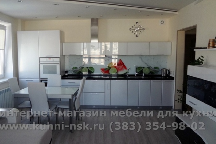 Просторная и вместительная кухня, которая создаёт атмосферу воздушности и чистоты. «Лада-379» — 71 800 рублей. При заказе этой кухни каменная мойка достаётся в подарок. 