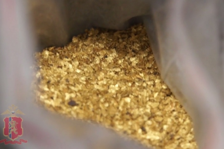 Чистейшее природное золото нашли в бане у жителя Северо-Енисейска