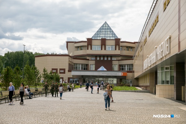 В этом году в СФУ 3225 бюджетных мест В этом году в СФУ 3225 бюджетных мест