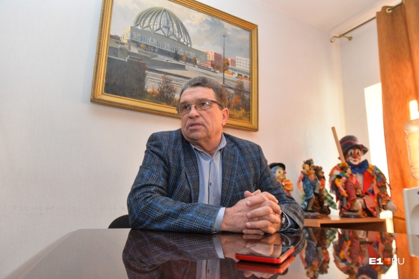 Анатолий Марчевский покинул цирк, которым руководил с 1993 года Анатолий Марчевский покинул цирк, которым руководил с 1993 года