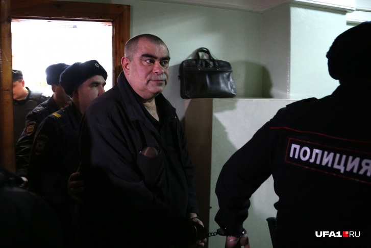 Салават Галиев будет дожидаться суда дома