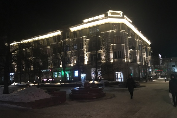 Красноярцы в соцсетях уже начали делиться мнениями о подсветке жилых домов Красноярцы в соцсетях уже начали делиться мнениями о подсветке жилых домов