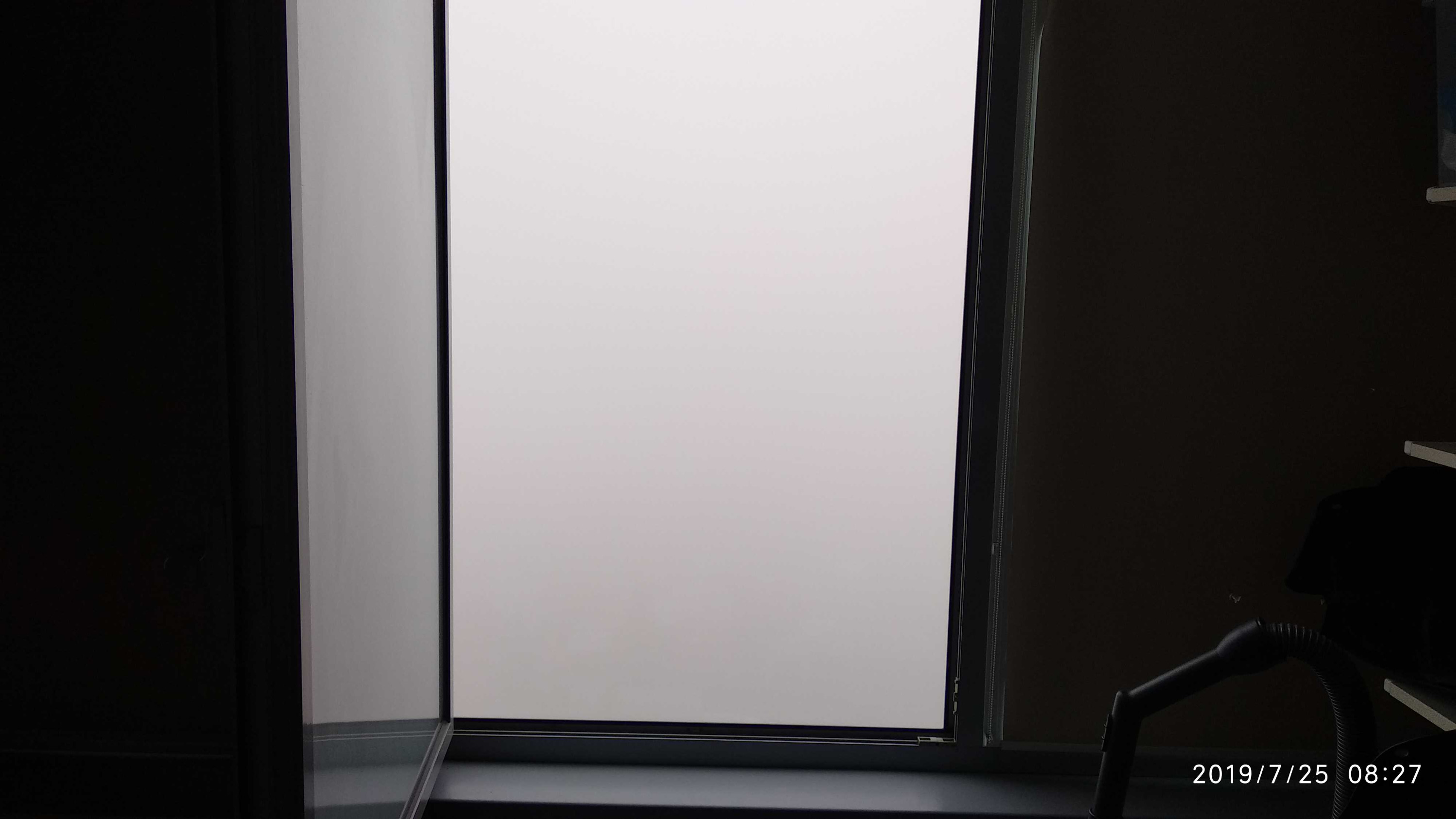 Вид из окна в 08:30 с 13-го этажа. «Напоминает The Mist Стивена Кинга», — пишет в редакцию читательница Надежда Вид из окна в 08:30 с 13-го этажа. «Напоминает The Mist Стивена Кинга», — пишет в редакцию читательница Надежда