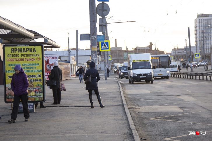 Жители Челябинска три года просят вернуть автобусный маршрут № 71