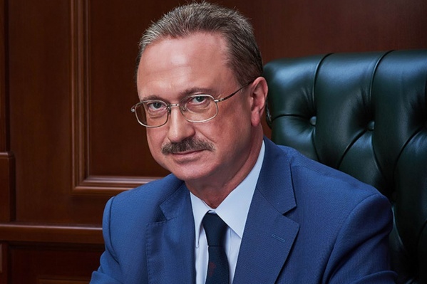 Изотов сменил Юрия Молодченко, который ушел из правительства 27 мая 2019 года Изотов сменил Юрия Молодченко, который ушел из правительства 27 мая 2019 года
