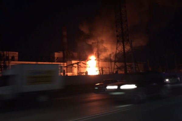 Перед пожаром произошли два взрыва Перед пожаром произошли два взрыва