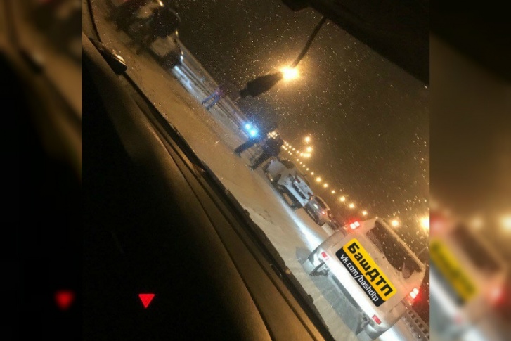 Причину аварии предстоит установить сотрудникам Госавтоинcпекции Причину аварии предстоит установить сотрудникам Госавтоинcпекции