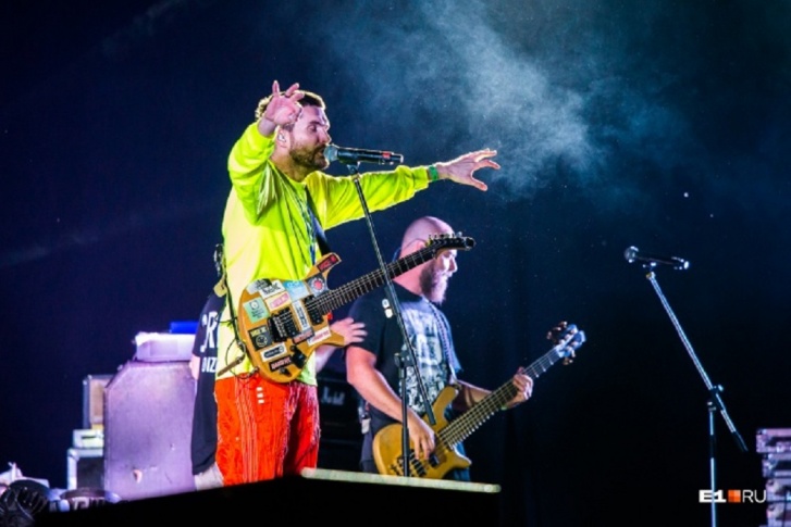 На концерте в Екатеринбурге Noize MC будет сам играть на всех инструментах