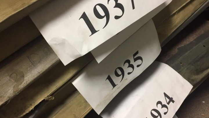 Газета «Красноярский рабочий» ради выживания продаёт подшивки архивов с 1927 года