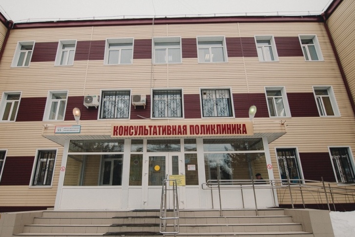 На данный момент, по данным следствия, проводится судебно-медицинская экспертиза по факту гибели малыша в ОКБ №1 На данный момент, по данным следствия, проводится судебно-медицинская экспертиза по факту гибели малыша в ОКБ №1