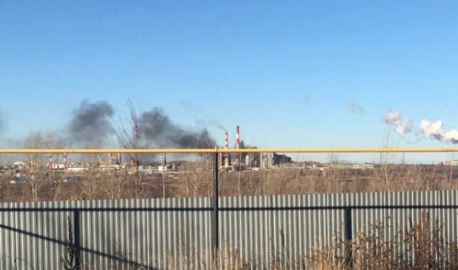 В Уфе на нефтеперерабатывающем заводе произошел пожар