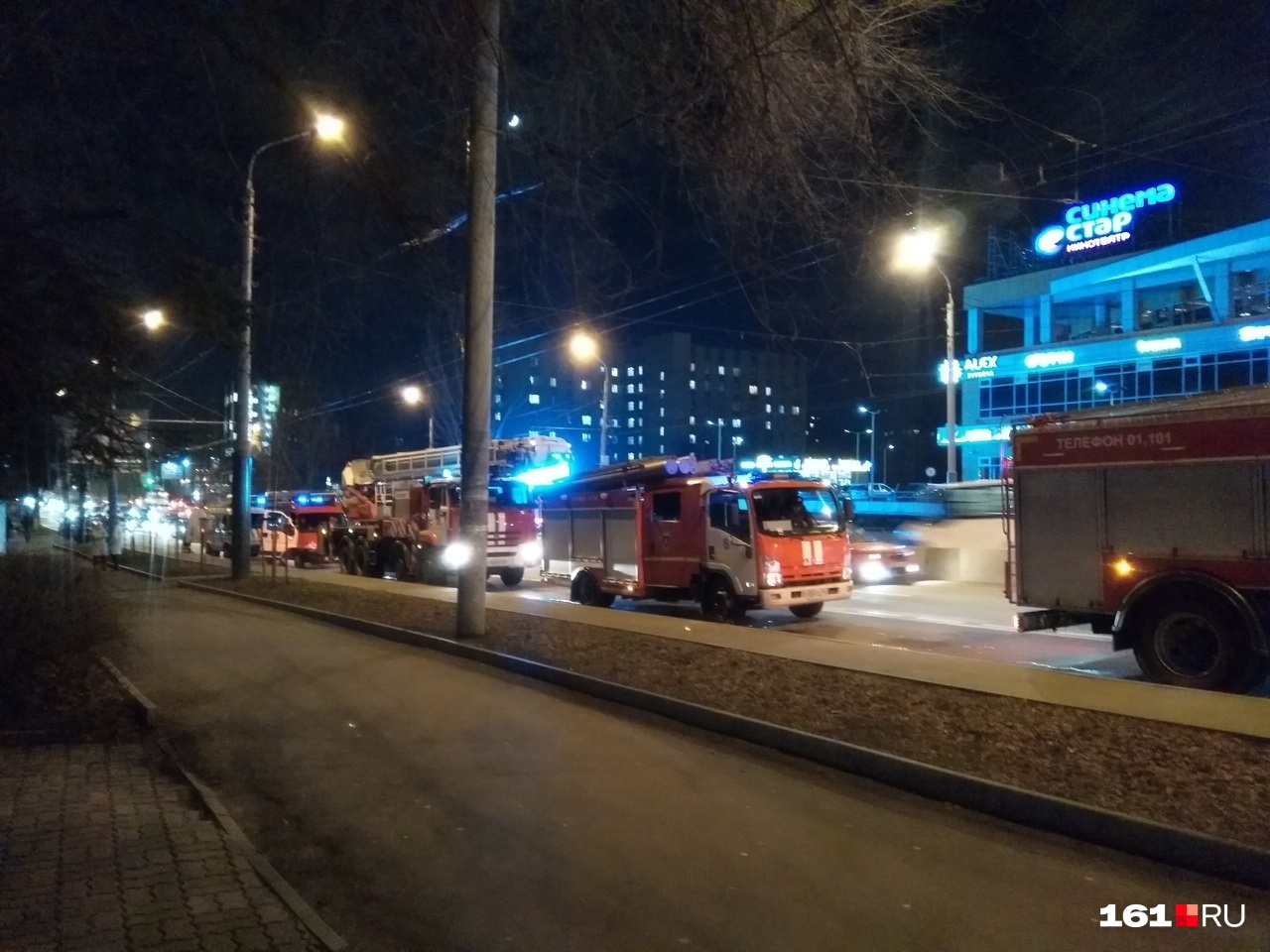 Спасатели потушили пожар, обошлось без пострадавших Спасатели потушили пожар, обошлось без пострадавших
