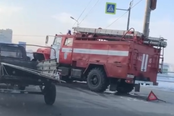 О пострадавших в аварии не сообщается О пострадавших в аварии не сообщается