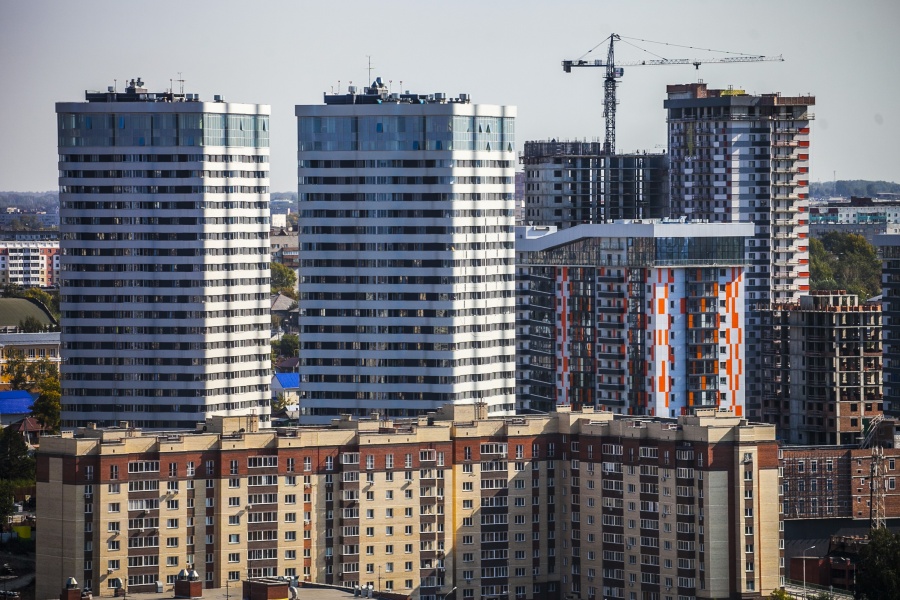 Сколько лет нужно собирать уральской семье на квартиру?